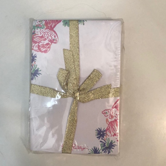 Lilly Pulitzer Other - Lily Pulitzer Large Notepad Still In Packaging! Lilly Pulitzer Other - Lily Pulitzer Large Notepad Still In Packaging!
